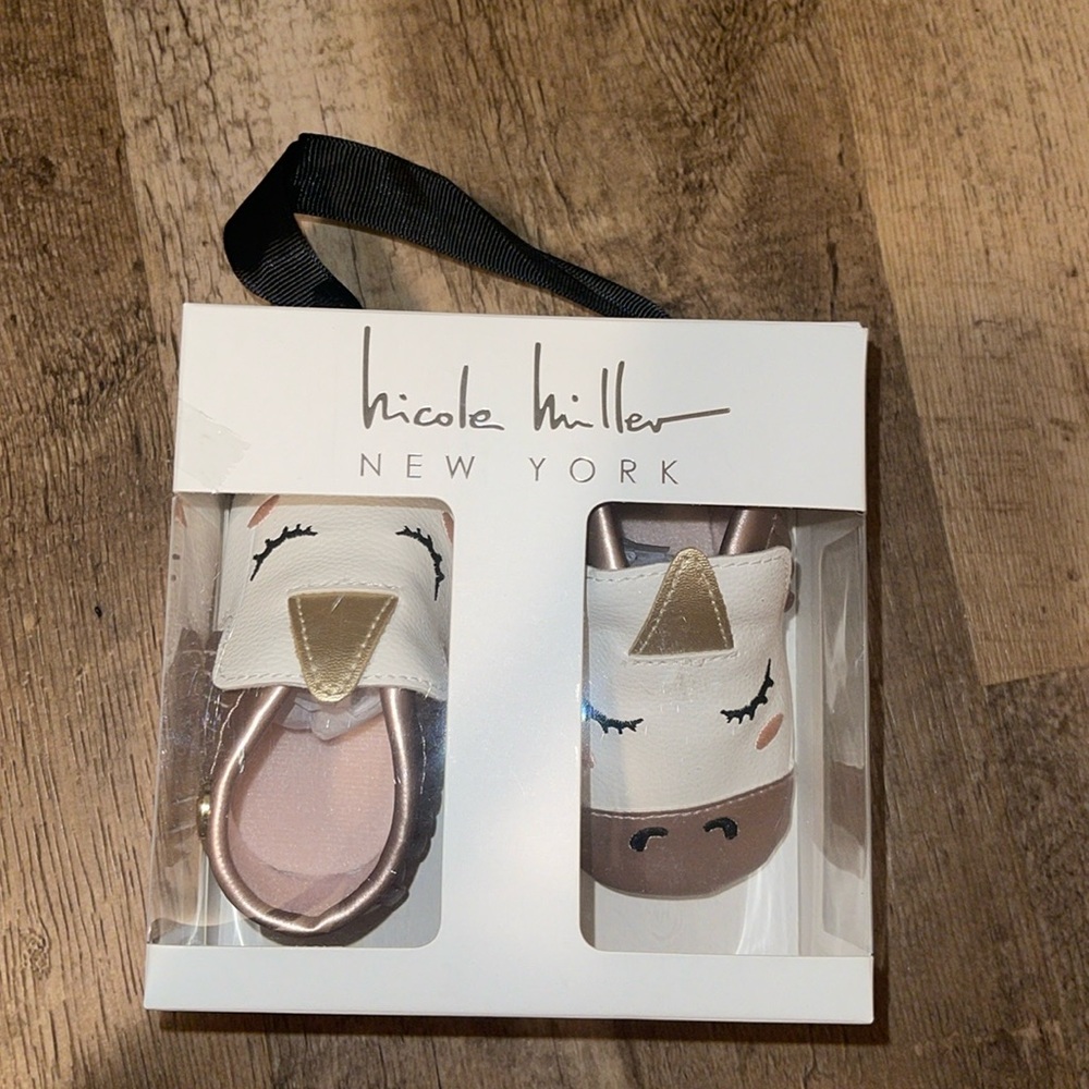 Nicole miller baby unicorn booties